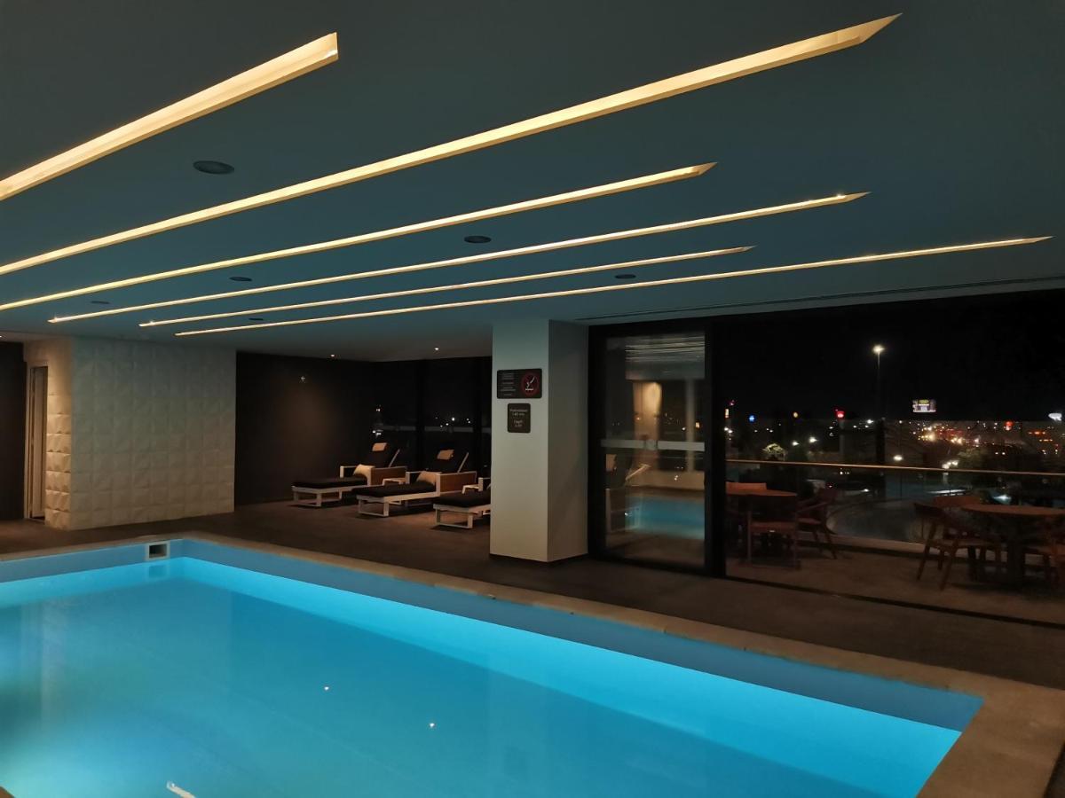 Ramada Encore By Wyndham Monterrey Apodaca Zona Aeropuerto Exterior photo